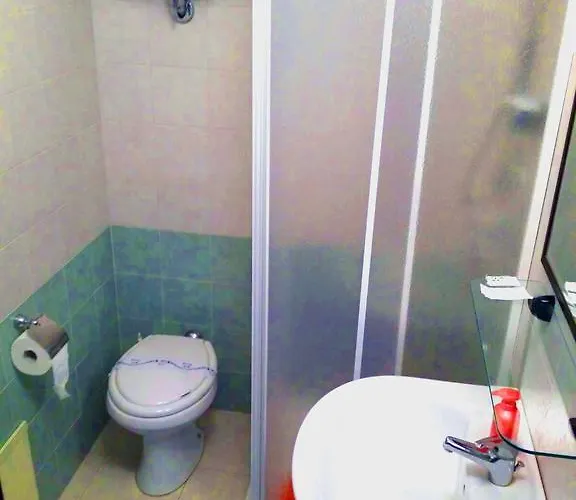 לינה וארוחת בוקר Il Normanno 3*