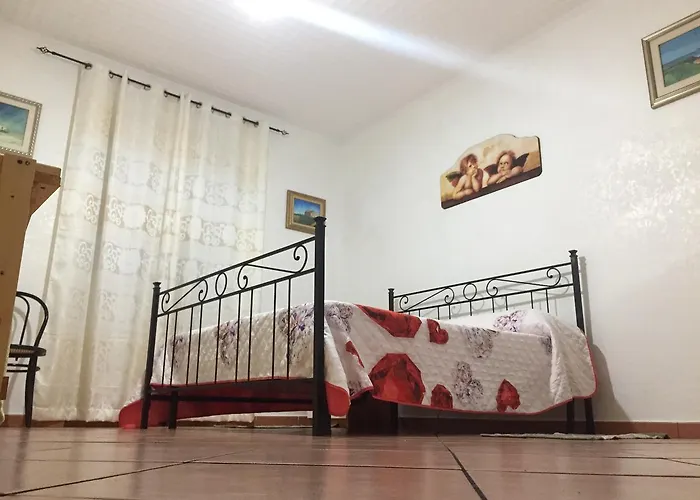 לינה וארוחת בוקר Il Normanno 3*