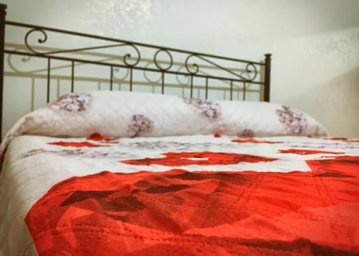 לינה וארוחת בוקר Il Normanno 3*