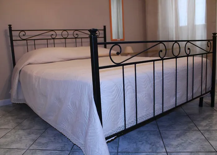 Il Normanno לינה וארוחת בוקר Mileto