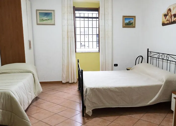 לינה וארוחת בוקר Il Normanno 3*